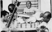 180px-Alauddin_Khan_3_Ravi_Shankar_and_Ali_Akbar_Khan.jpg